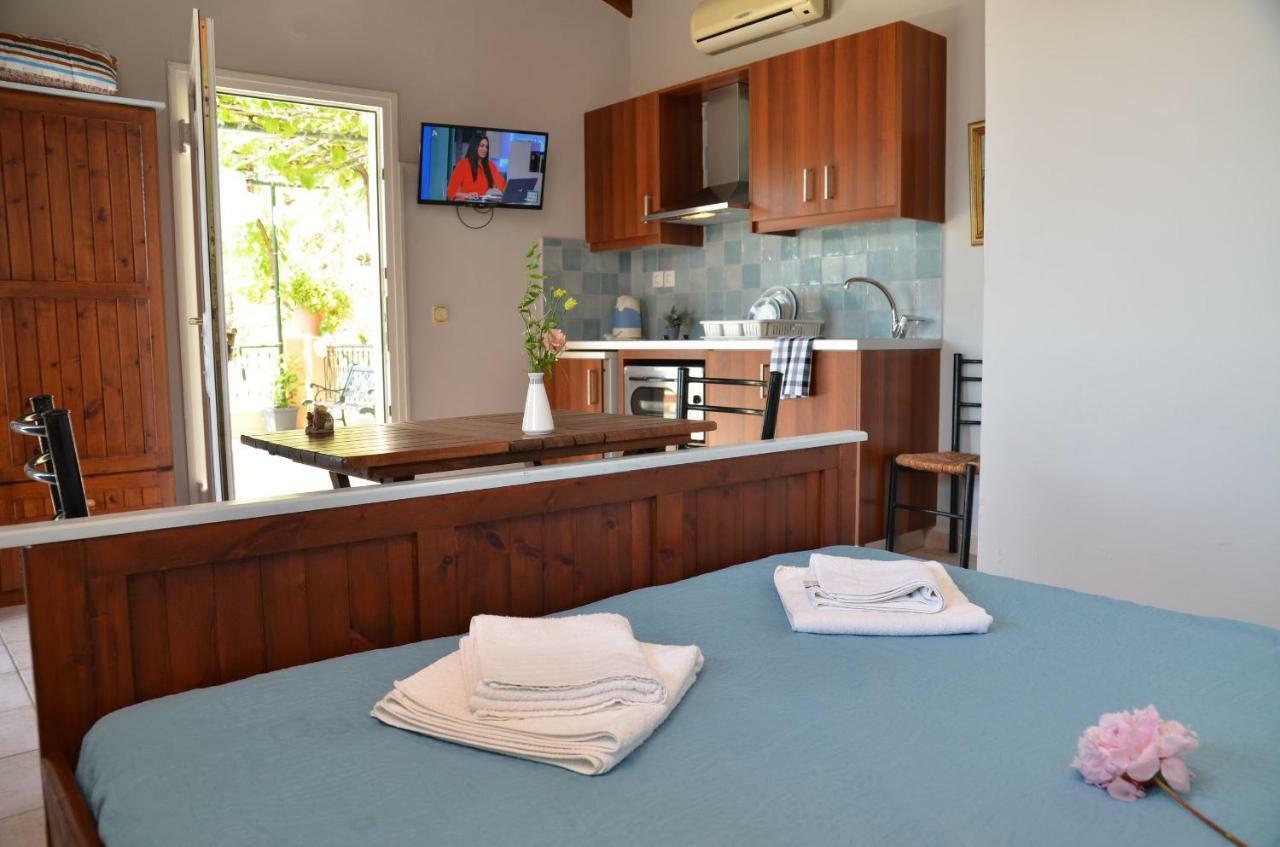 Thalassa Apartment